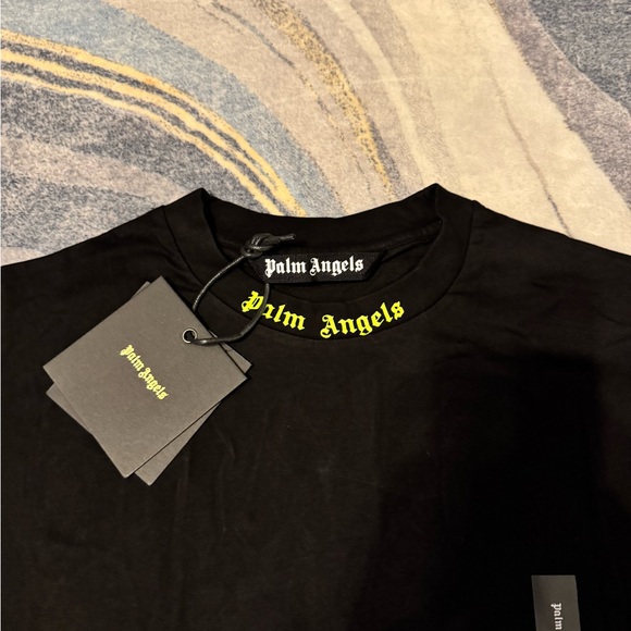 Palm Angels Green Neck Logo Black Tee Mens Size Large - Picture 2 of 3